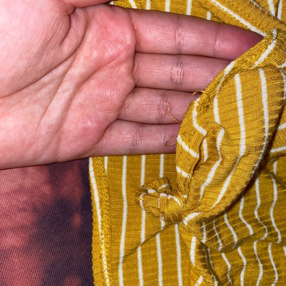 Mustard Knot Tee - Picture 2 of 4